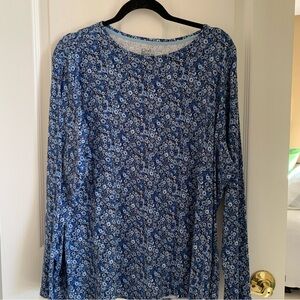 Croft & Barrow Blue Long Sleeve Tee with Rounded Neckline